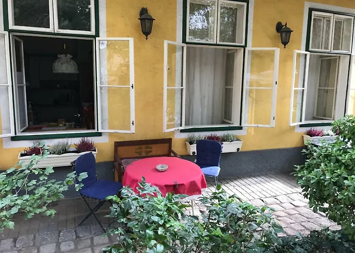 70m² Grosses Mit Gartenzugang *