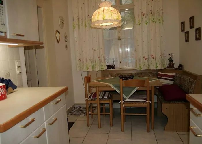 Apartment 70m² Grosses Mit Gartenzugang *